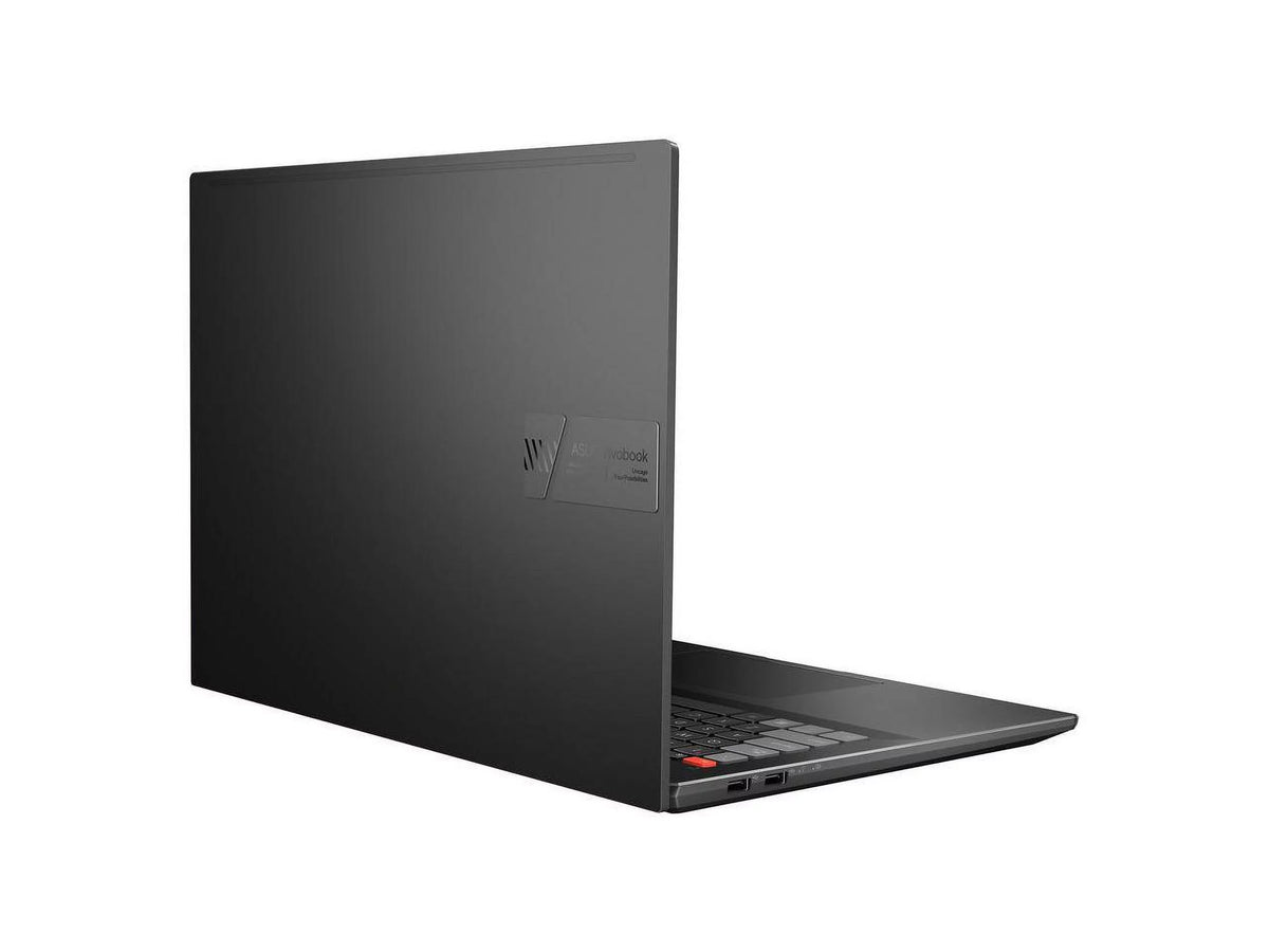 Black 16" 4K Notebook - 32 GB RAM - 1 TB SSD - Windows C910
