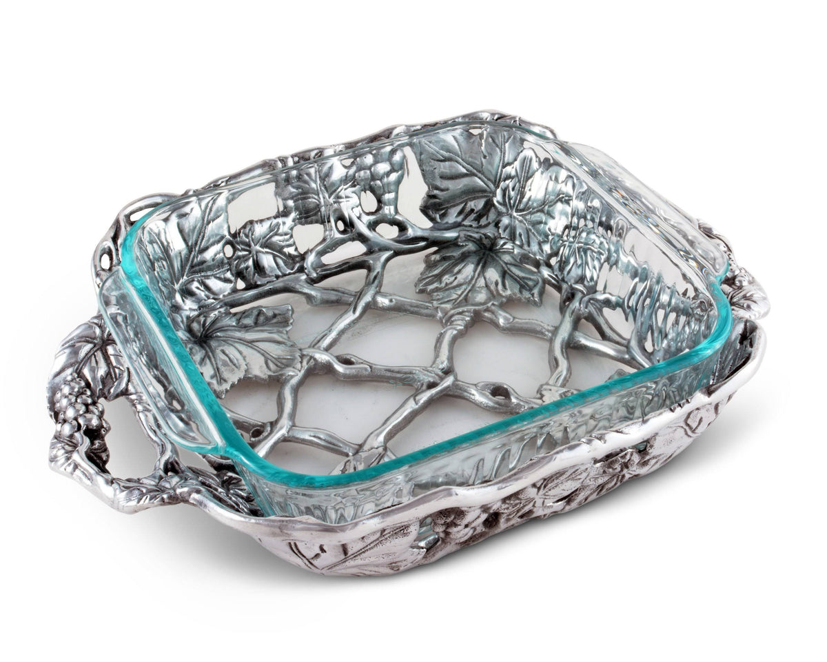 Grape Casserole with 2 Quart Pyrex M978841