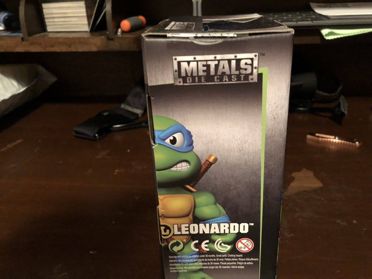 Die-Cast Leonardo Figure D724417