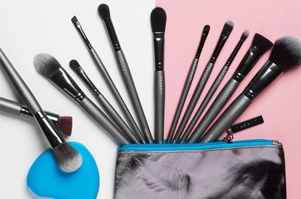 Angled Flat Top Foundation Brush Z6264
