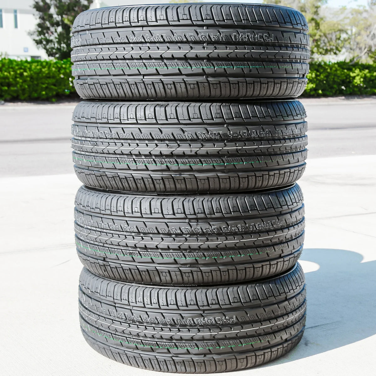 All Season 225/65R17 102H Passenger Tire Z685