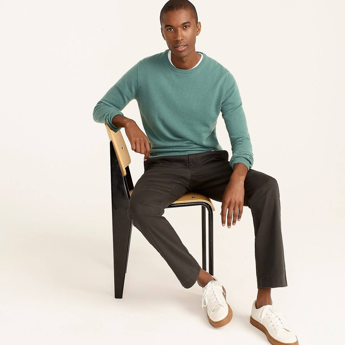 Straight-Fit Stretch Chino Pant R264634