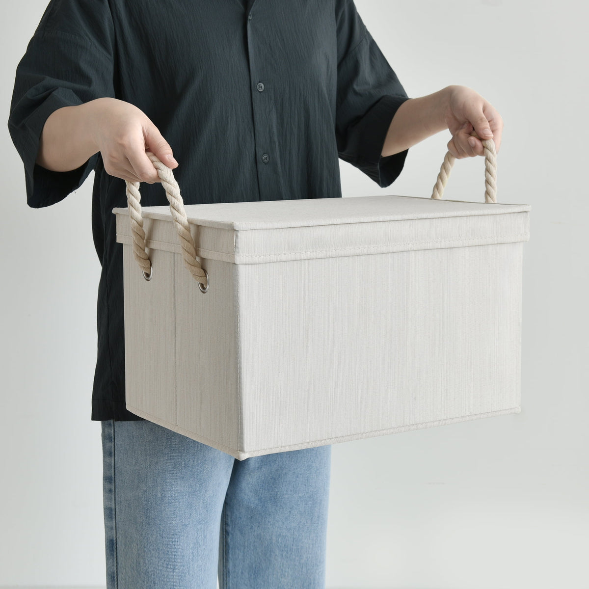 White Collapsible Fabric Storage Bins with Lids, 3-Pack Y344030