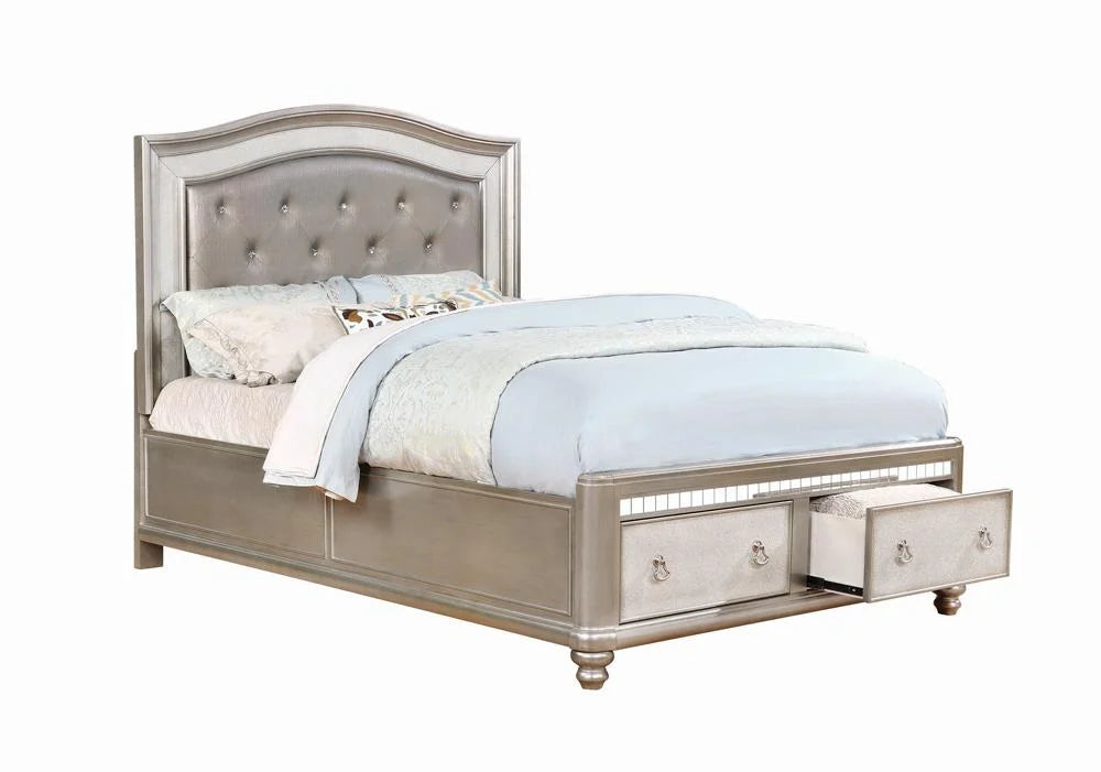 Metallic Platinum Storage Bedroom Set A817054