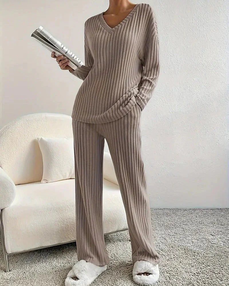 V-Neck Two-Piece Lounge Set H55378