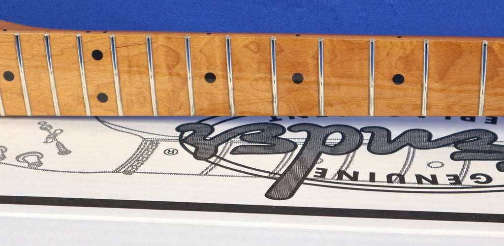 Vintera Mod Stratocaster Roasted Maple Neck Q5324