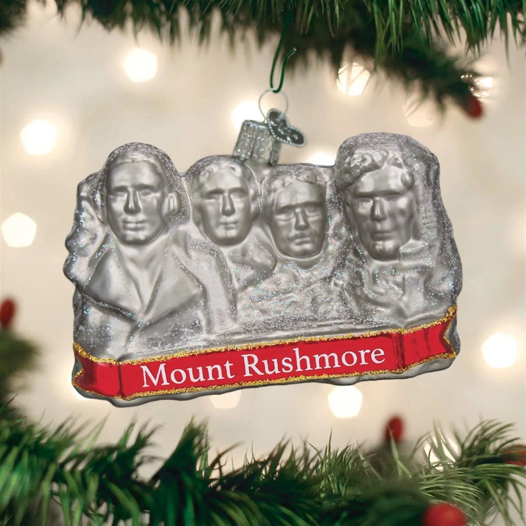 Mount Rushmore Glass Blown Ornament I676