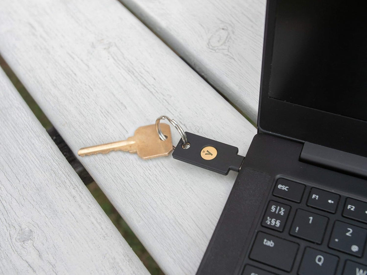 YubiKey 5C NFC USB and NFC Security Key U21825