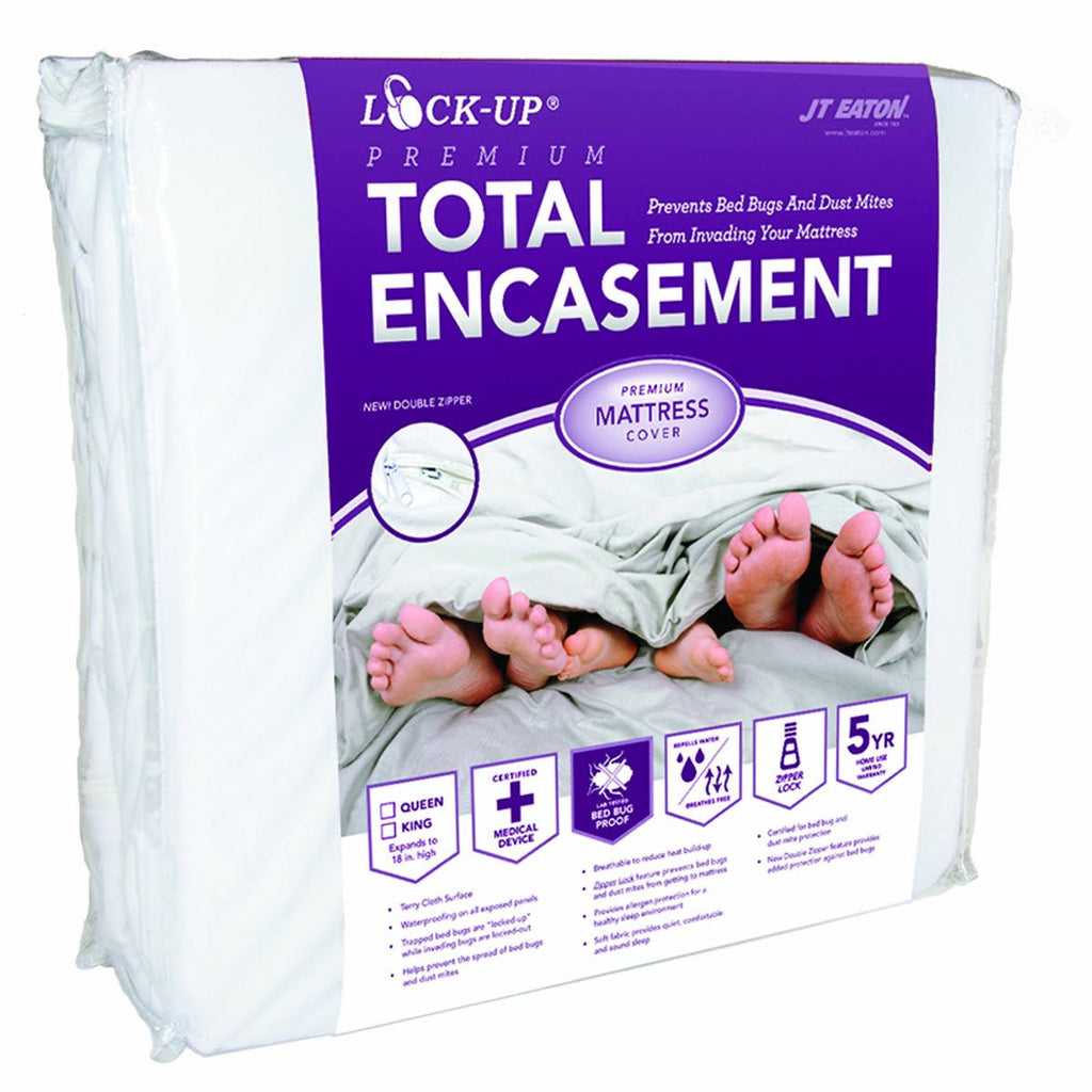Queen Total Encasement Mattress Protector D75670