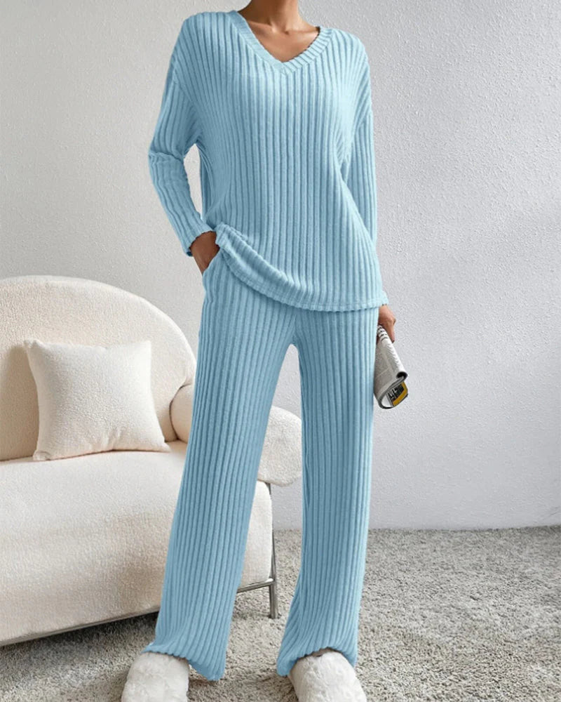 V-Neck Two-Piece Lounge Set H55378