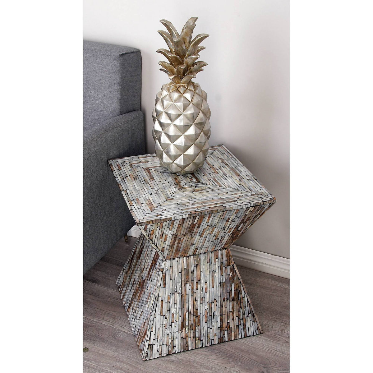 Wood Shell Inlay Accent Table E9017