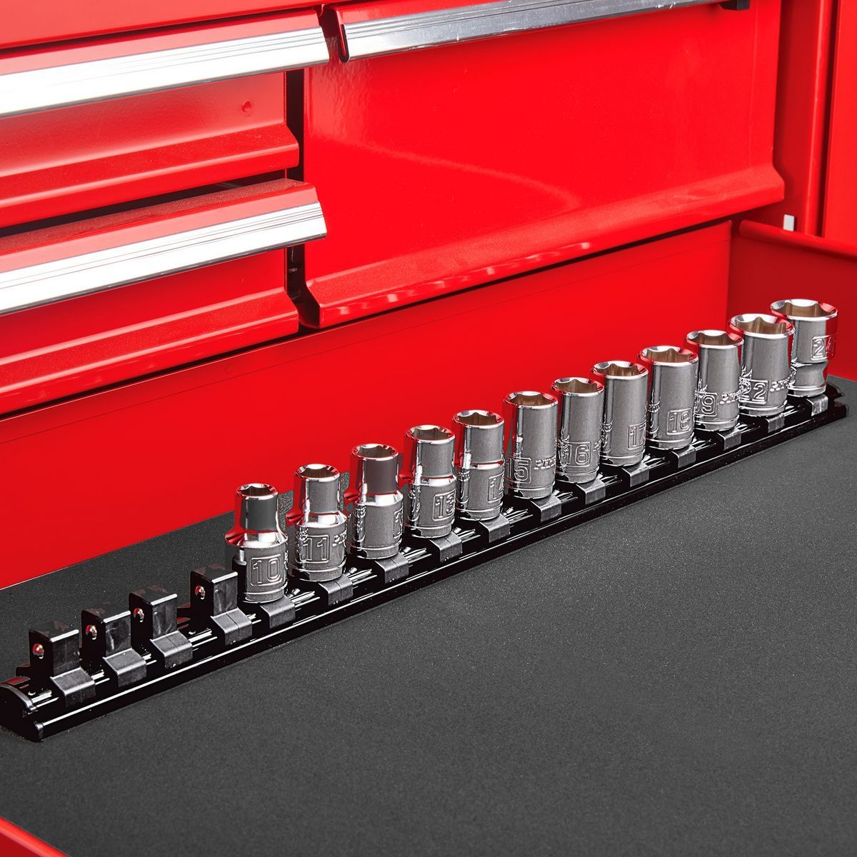 1/2 in. Magnetic Socket Rail Q760212