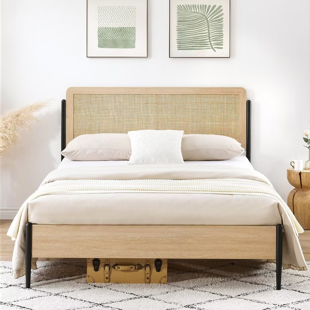 Queen Size Metal Platform Bed Frame with Rattan Headboard I733
