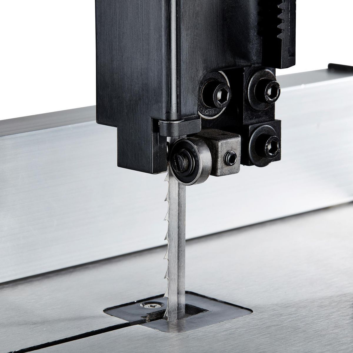 9 in. Benchtop Band Saw V136